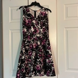 Short length dress with print